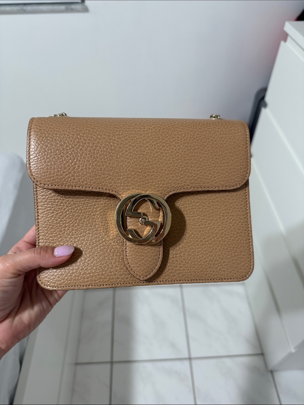 Gucci Tan Pebbled Leather Crossbody with Gold Interlocking G